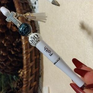 White 'Faith' Pen with Charms